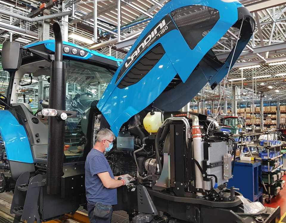 Argo Tractors arranca motores - comenzará de nuevo la producción